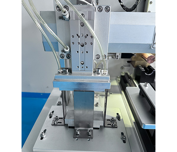 濾網(wǎng)成型自動點焊機